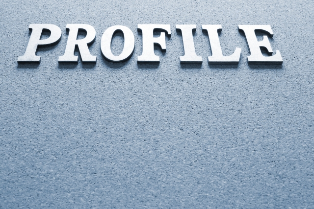 プロフィール
